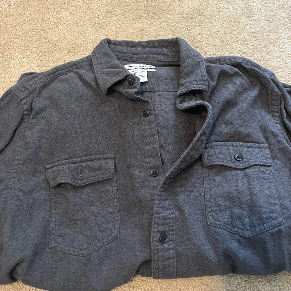 Amazon Essentials Men’s Flannel - Picture 7 of 9
